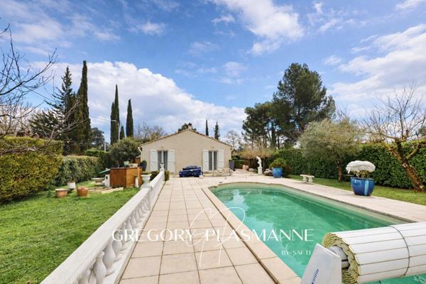 Maison 3 chambres de plain-pied avec Piscine !