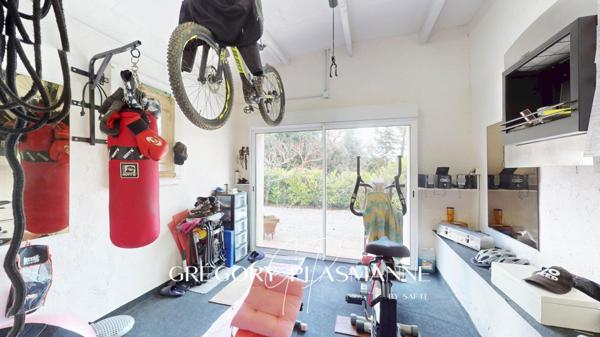 Maison 3 chambres de plain-pied avec Piscine !