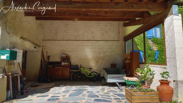 A vendre VERDALLE (81) - maison de village de 81 m² avec jardin