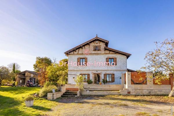 Maison à vendre 12 pièces de 260 m²