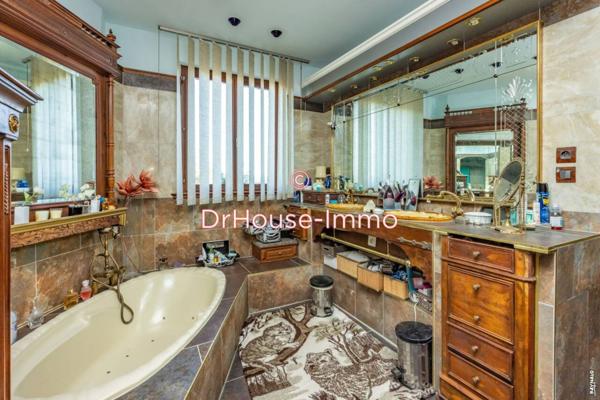 Maison à vendre 12 pièces de 260 m²