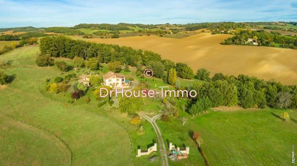 Maison à vendre 12 pièces de 260 m²