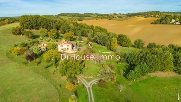 Maison à vendre 12 pièces de 260 m²