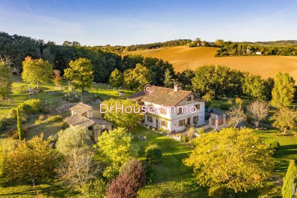 Maison à vendre 12 pièces de 260 m²