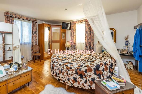 Maison à vendre 12 pièces de 260 m²