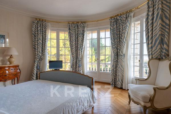 Exceptionnelle demeure vue mer