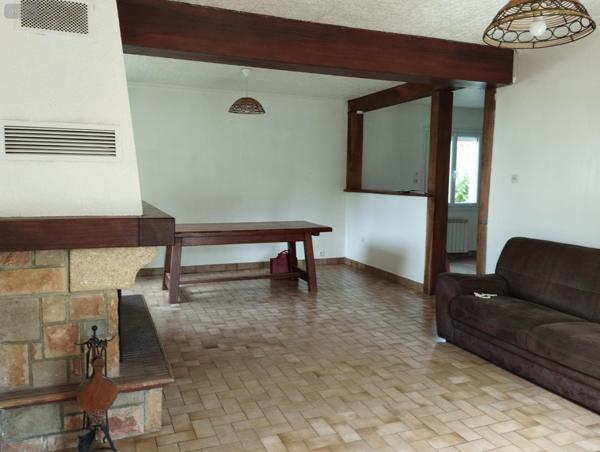 Maison à vendre à Ploumagoar dans les Côtes-d'Armor (22970), ref : 00408FR