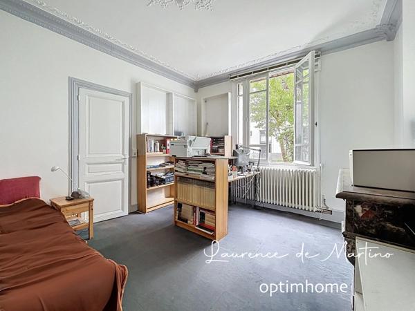 Appartement à vendre 2/3 pièces (92) - LA GARENNE-COLOMBES - REZ DE JARDIN CLOS PAR DES MURS -