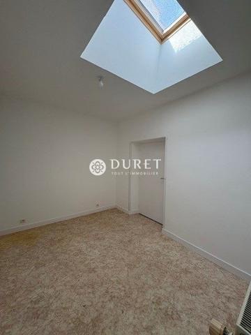 MAISON T3 A LOUER - MOUZILLON