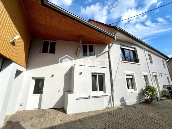 Grande maison 249 m² avec terrain, garage et cour