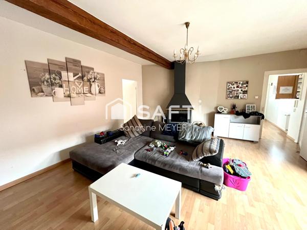 Grande maison 249 m² avec terrain, garage et cour