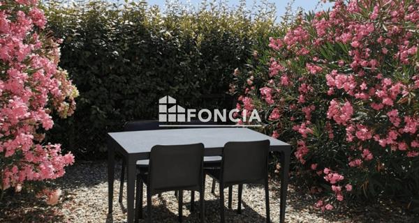 Location Appartement 3 pièces 83.38 m² - Rochefort-du-gard 30650