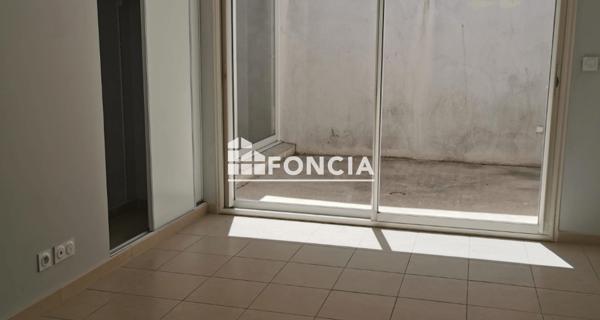 Location Appartement 3 pièces 83.38 m² - Rochefort-du-gard 30650