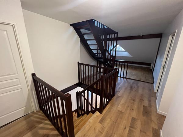 Maison spacieuse 8 pièces à louer à Marolles-en-Brie - Réf. 2188