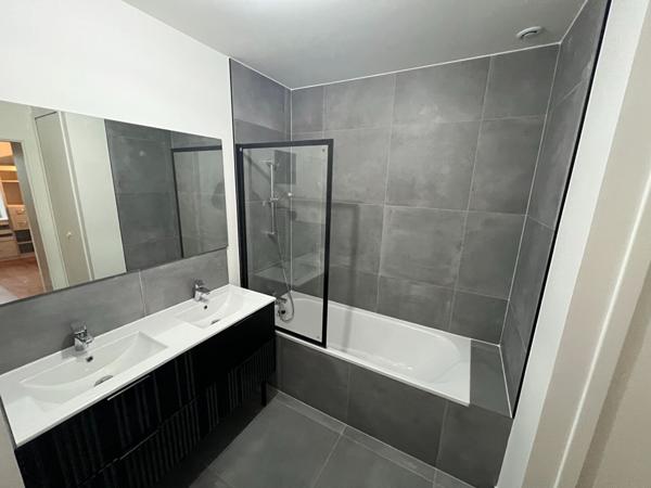 Maison spacieuse 8 pièces à louer à Marolles-en-Brie - Réf. 2188