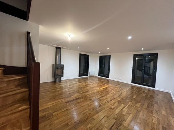 Maison spacieuse 8 pièces à louer à Marolles-en-Brie - Réf. 2188