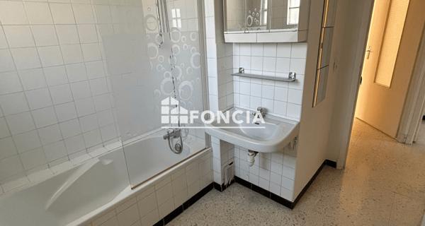Location Appartement 4 pièces 94.64 m² - Digne-les-bains 04000