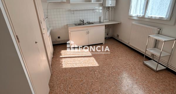 Location Appartement 4 pièces 94.64 m² - Digne-les-bains 04000