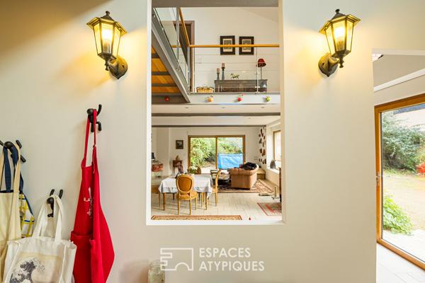 Maison en pierre avec un gîte