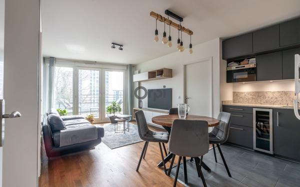 Appartement à vendre    3 pièces • 55,38 m2 Saint-Maurice