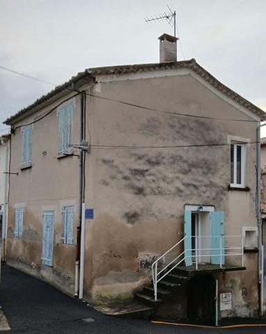 MAISON DE VILLE DE 3 PIECES AVEC CAVE ET BUANDERIE