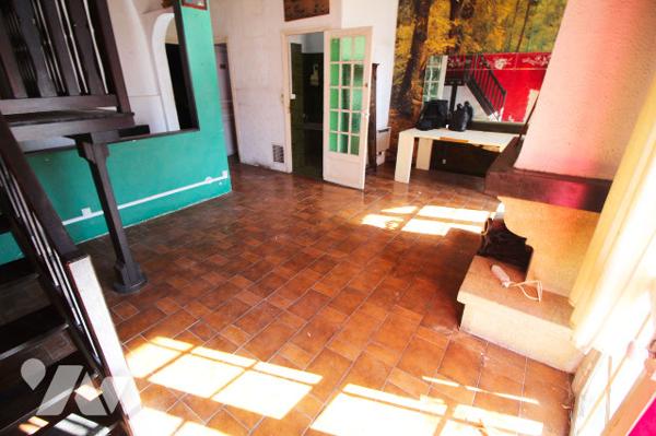 Jolie Villa de 130m2 habitables (avec 1 jardin & 1 belle terrasse) sur 1 terrain 175m2 à Mazargues
