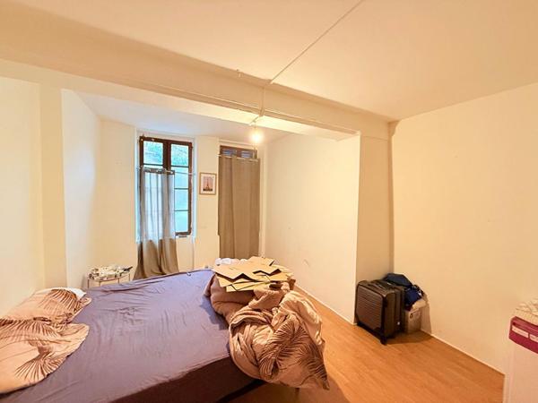 Immeuble Joigny 5 pièce(s) 105 m2