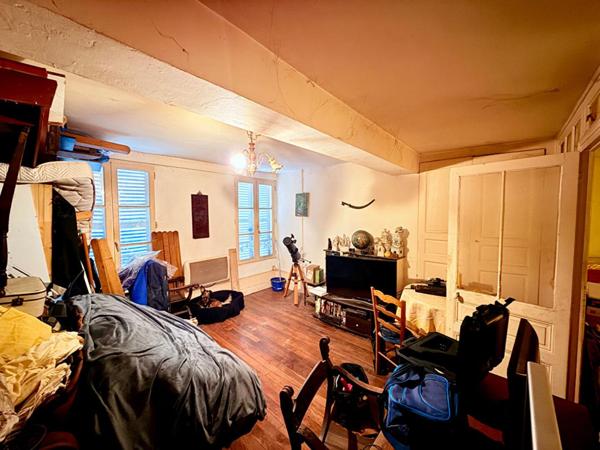 Immeuble Joigny 5 pièce(s) 105 m2