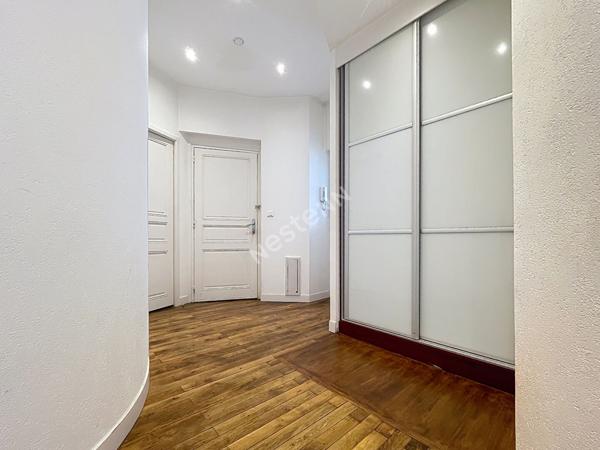 Appartement 3 pièces à vendre - Hyper centre d'Angers, secteur prisé