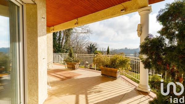 Maison 6 pièces de 178 m² à Meximieux (01800)