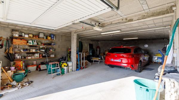 Maison 6 pièces de 178 m² à Meximieux (01800)