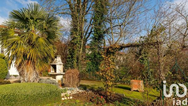 Maison 6 pièces de 178 m² à Meximieux (01800)