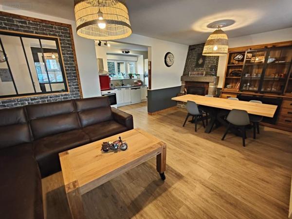 Maison à vendre à Pleine-Fougères en Ille-et-Vilaine (35610), ref : 097/2666   
CENTRE