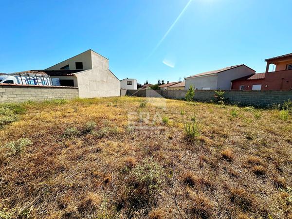 Terrain viabilisé de 617 m² à vendre à Perpignan, quartier "La Fauceille"