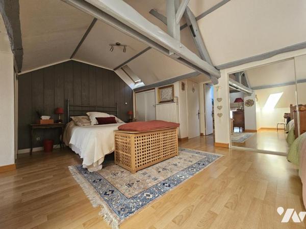 Maison de charme avec piscine en hameau 