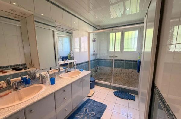 Charmante Landaise  avec studio indépendant- Pessac Alouette - tram B - accès rocade - proche aéroport