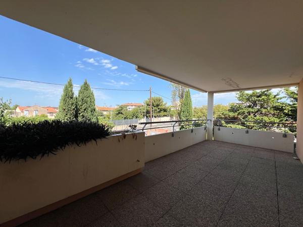 Appartement 3 pièce(s) 69.66 m2- LA VIEILLE CHAPELLE 13008