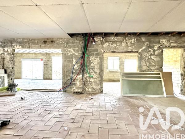 Maison à vendre 7 pièces 201 m² Bourg-Saint-Andéol