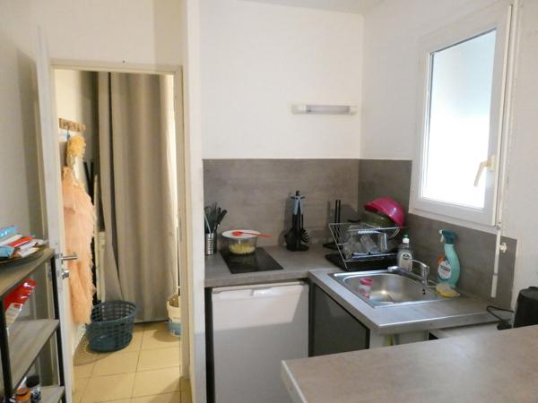 Studio loué meublé Lézignan