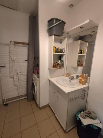 Studio loué meublé Lézignan