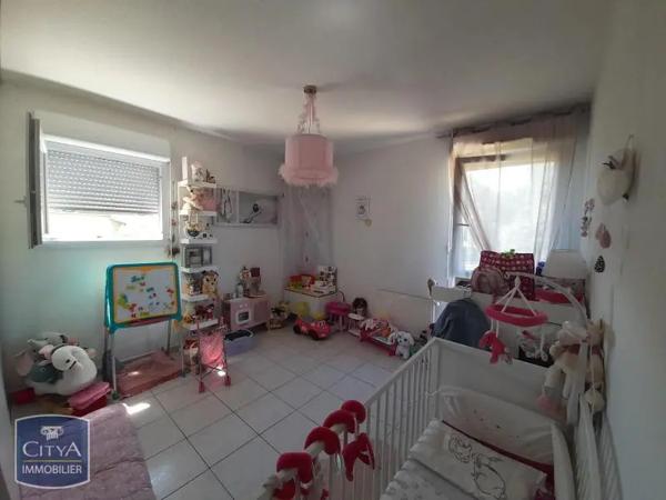 Appartement à louer 3 pièces 75m² Nîmes (30900)