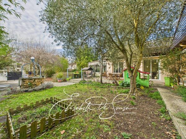 Maison non mitoyenne de plain-pied, 1003 m2 de terrain