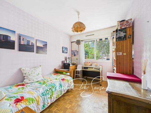 Maison non mitoyenne de plain-pied, 1003 m2 de terrain