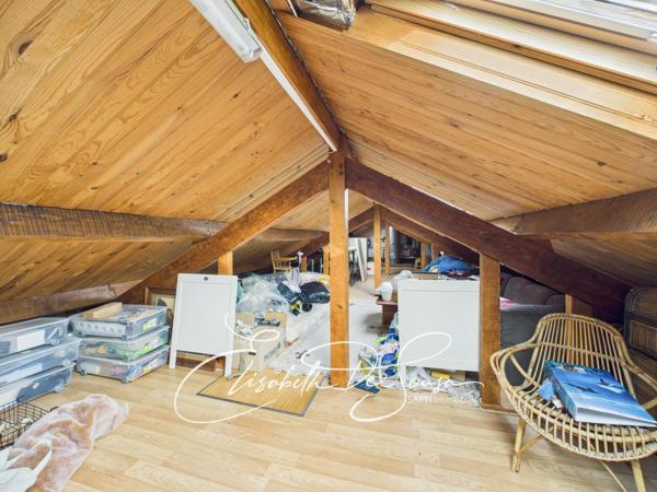 Maison non mitoyenne de plain-pied, 1003 m2 de terrain