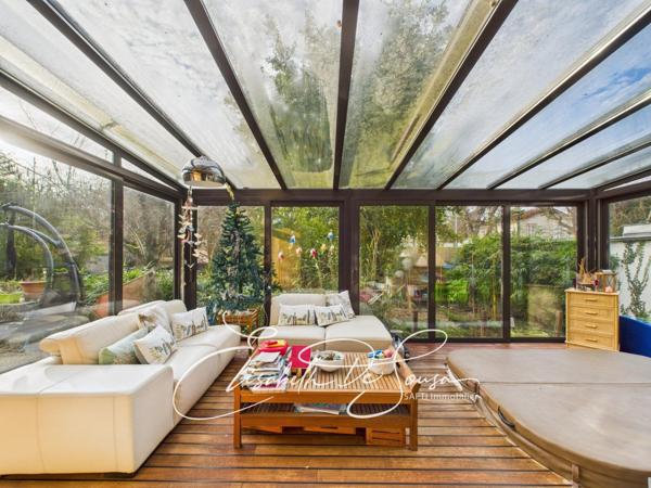 Maison non mitoyenne de plain-pied, 1003 m2 de terrain