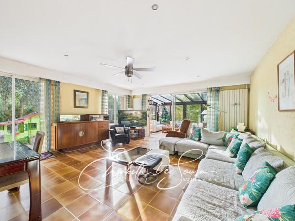 Maison non mitoyenne de plain-pied, 1003 m2 de terrain