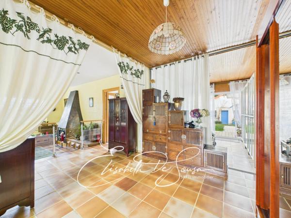 Maison non mitoyenne de plain-pied, 1003 m2 de terrain