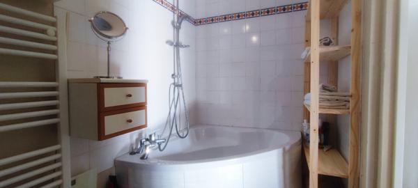 Appartement
         2 pièces
        - 50 m² Exclusivité 169 000 € *