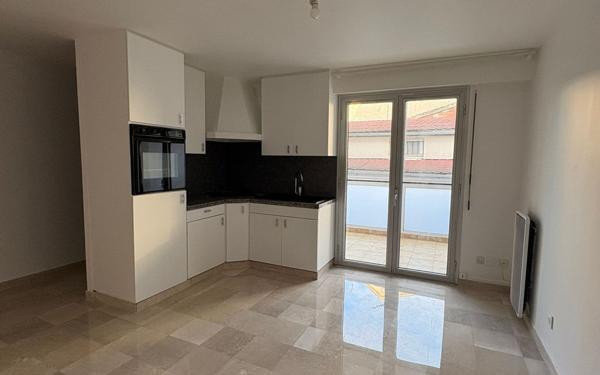 Appartement à louer    2 pièces •  Drancy