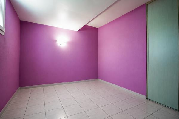 Maison
         5 pièces
        - 134 m² Exclusivité 259 000 € *
